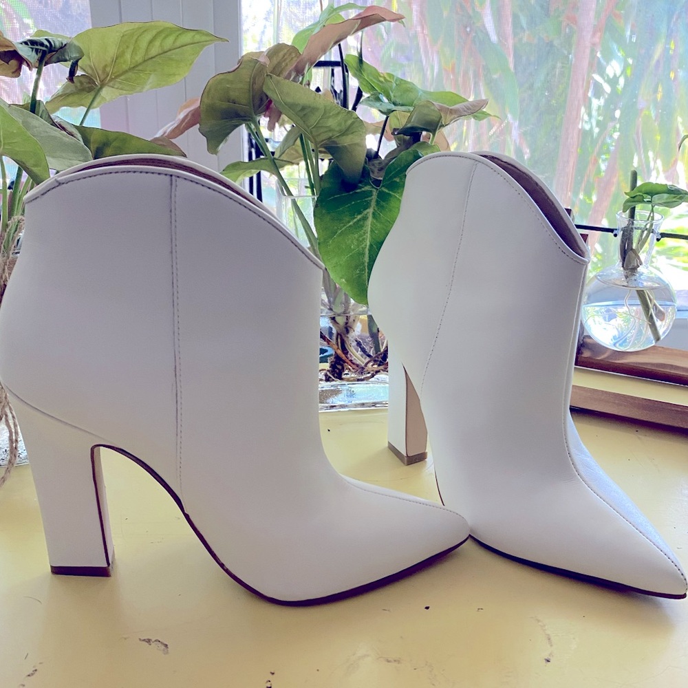 Marc Fisher booties - only worn twice